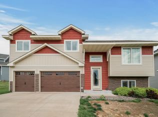 404 Terning Way, Howard Lake, MN 55349