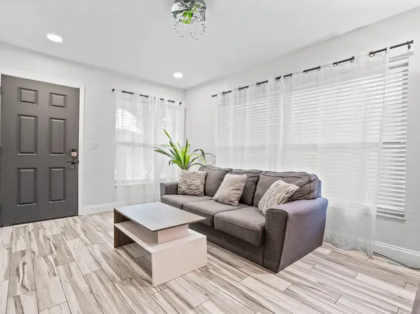 6248 S Martindale Ave APT A, Tampa, FL 33611