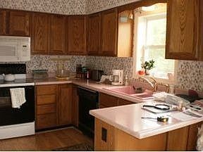 3rd image of 149 Pamela Dr