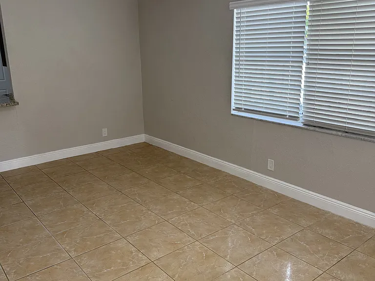 1436 Holly Heights Dr #1 — Photo 7