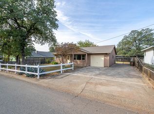 2750 Heather Ln, Redding, CA 96002