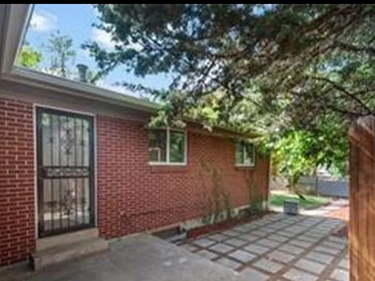 4585 S Elati St — Photo 12
