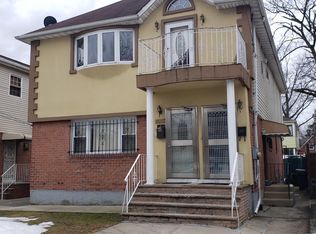 16420 75th Rd #2, Fresh Meadows, NY 11366