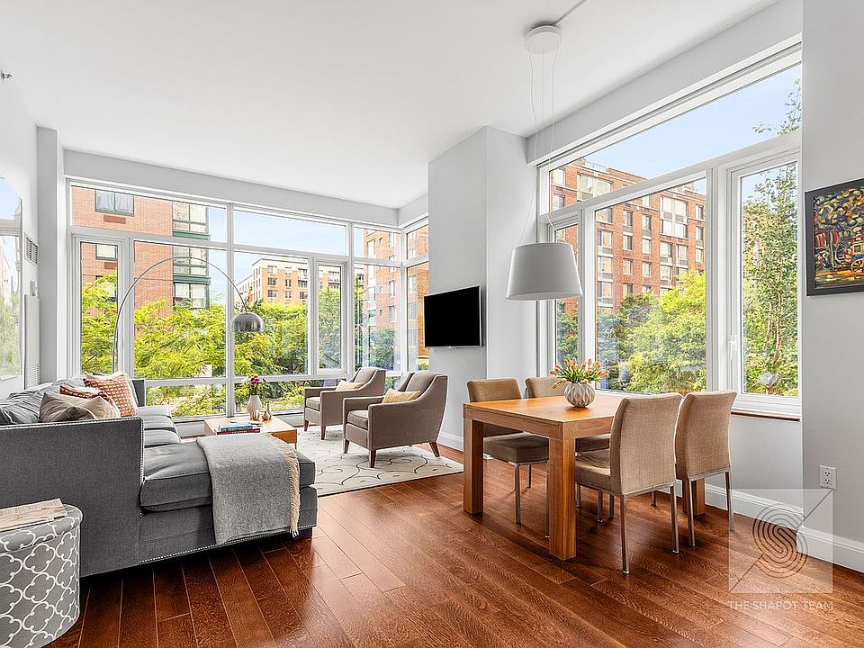 1st image of 70 Little St W Unit 3E