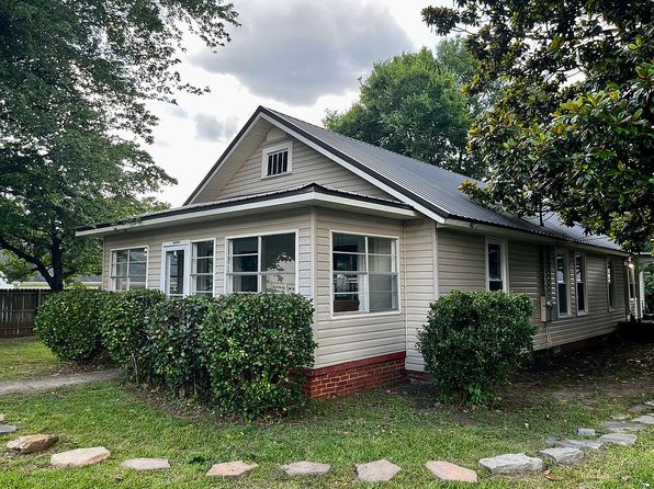 15924 Highway 216
