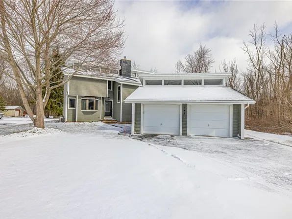 242 Ogden Parma Town Line Rd, Spencerport, NY 14559