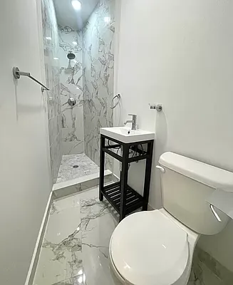 Rented by J PRESTON AND ASSOCIATES INC | media 5