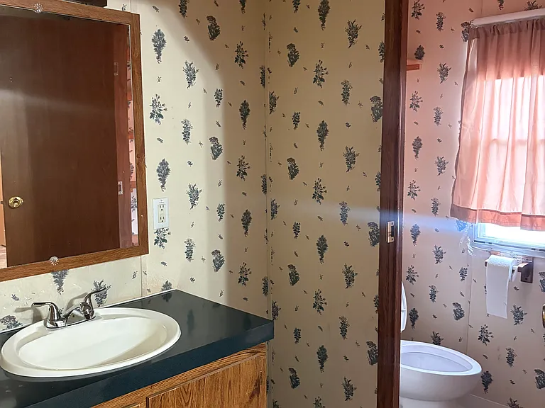 124 Watson Ln #12 — Photo 6