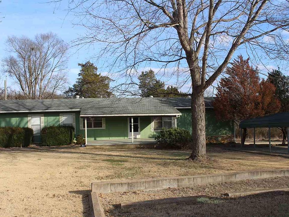 1st image of 1005 N Chinquapin Ave