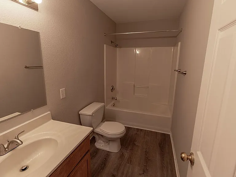 4501 Rice Rd — Photo 2