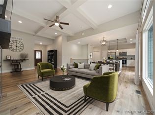 1932 Valley Rd, Osage Beach, MO 65065