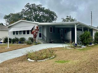 729 Camelia Ct, Lady Lake, FL 32159