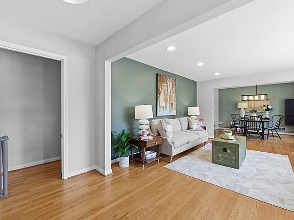 4th image of 110 Wembley St