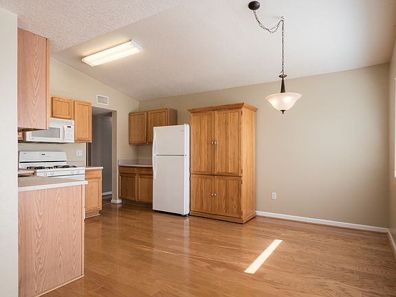 5th image of 10512 Napoli St NW