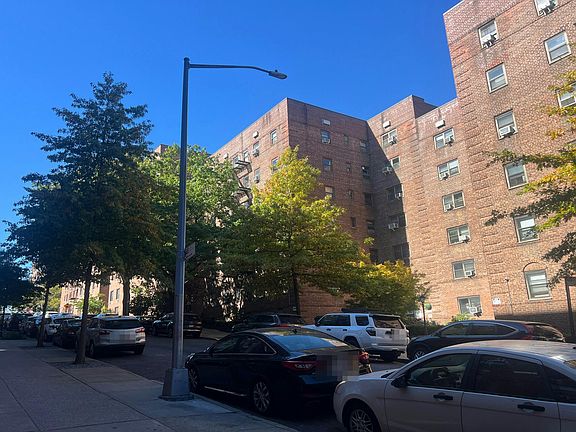 3rd image of 102-25 67th Rd APT 1E