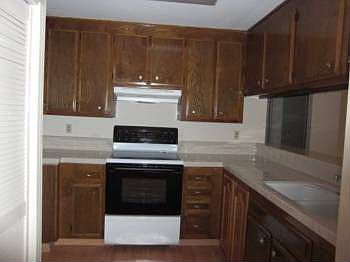 2nd image of 4803 Greenridge Ct