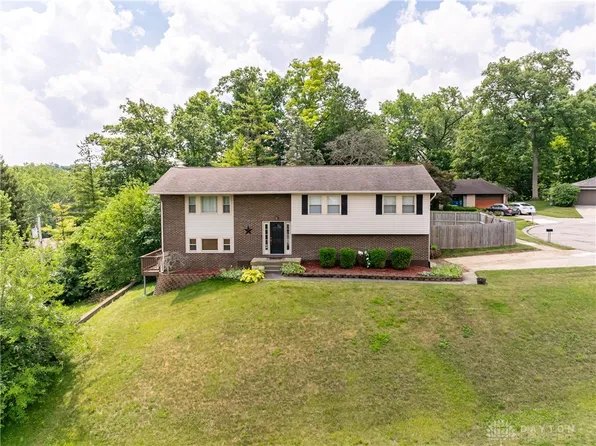 500 Lincoln Green Dr, Dayton, OH 45449