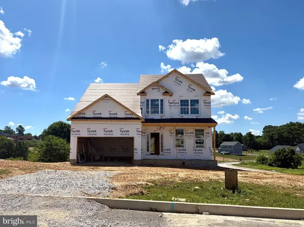 440 Ripple Dr #52, Hanover, PA 17331
