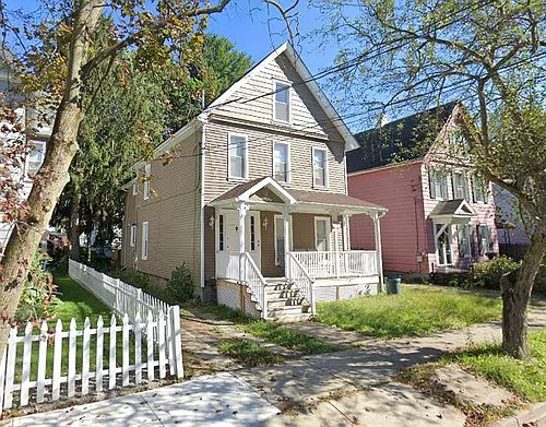 14 Arthur St Photo 1