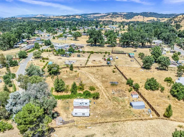 9500 Pinto Place, Lower Lake, CA 95457