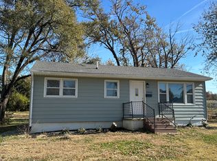 3046 S Wheatland Rd, Decatur, IL 62521