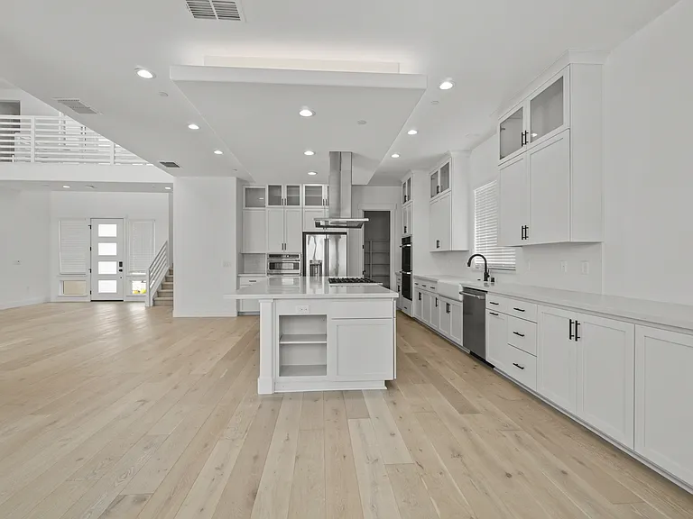 9560 Tenaya Peak Pl — Photo 8