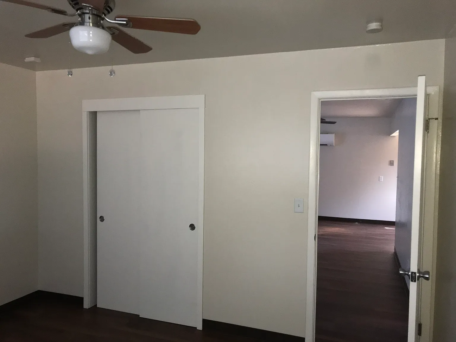 2 bed, 895 sqft, $1,600 — Photo 4