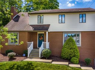 1124 Grouse Run Rd, Bethel Park, PA 15102