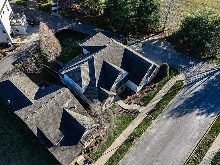 730 Bennington Park Dr — Photo 43