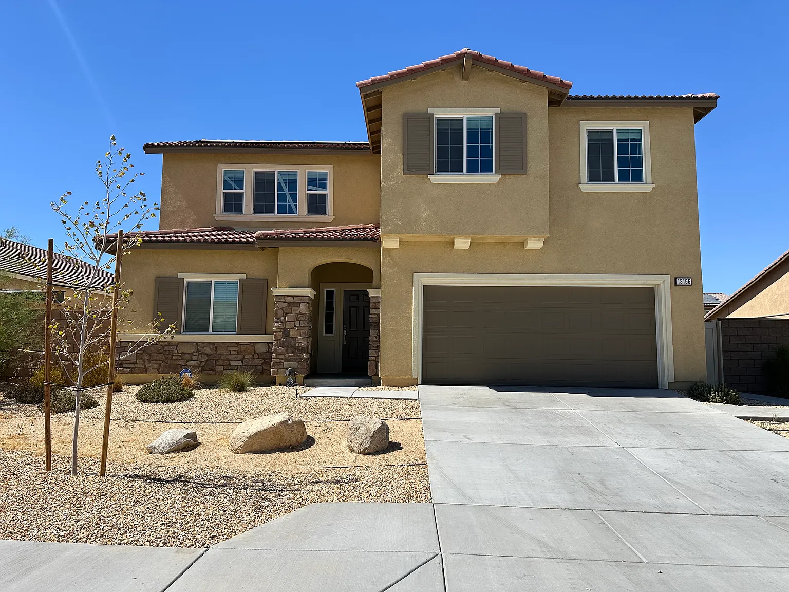 5 bed, 2537 sqft, $3,500 — Photo 1