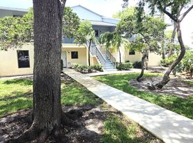 6551 SE Federal Hwy, Stuart, FL