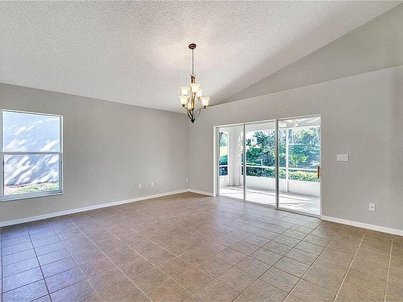 5th image of 2302 Edmonton Ct