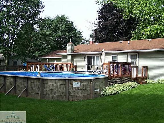 3rd image of 3793 Delano Dr