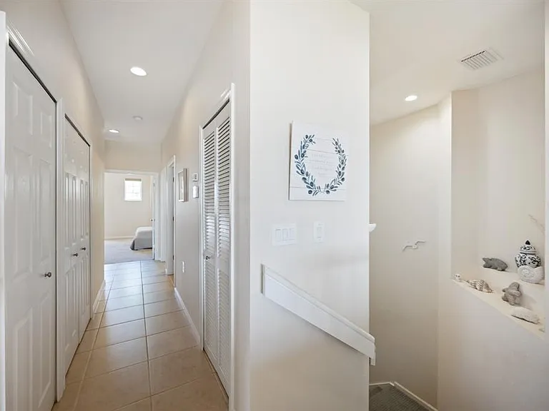 4604 Club Dr #B202 — Photo 20