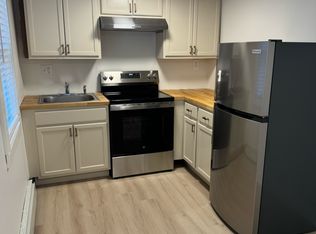 206 Washington St FLOOR 3, Marblehead, MA 01945