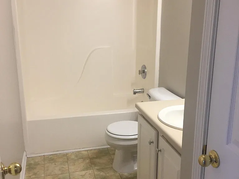 557 Ransom Way — Photo 6