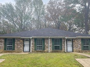 2118 Thousand Oaks Dr Unit B, Jackson, MS 39212