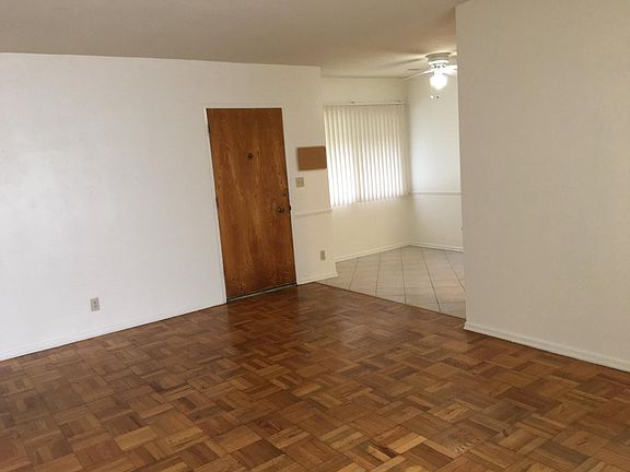 2nd image of 1501 Pearl St APT 5