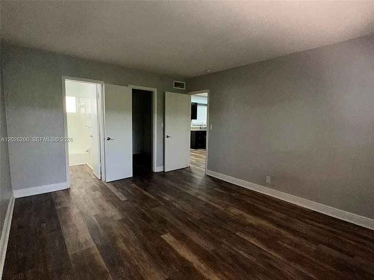 3720 NE 22nd Ave #11 — Photo 12