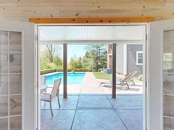 2nd image of 7955 Deerbrook Dr