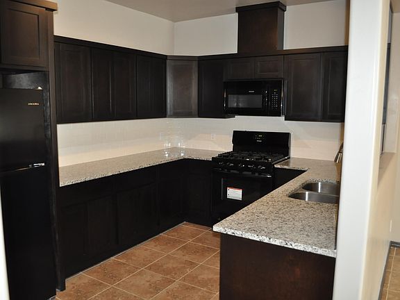 4th image of 3614 Keltner Ave #B