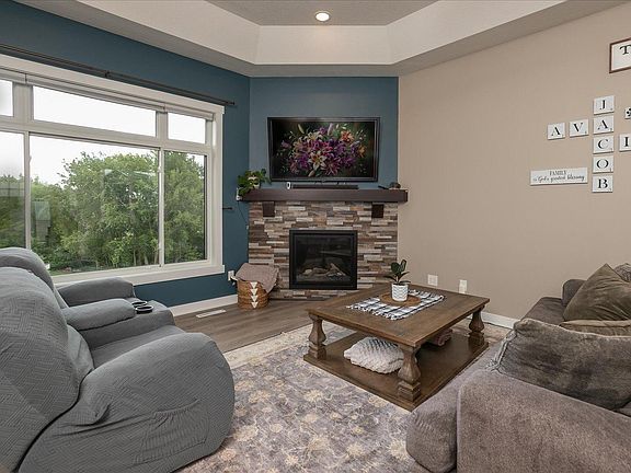 5th image of 6364 Sunset Hill Pl NW