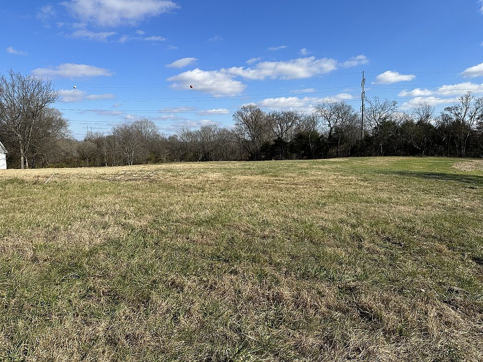 2nd image of 813 Coles Ferry Rd Lot 2
