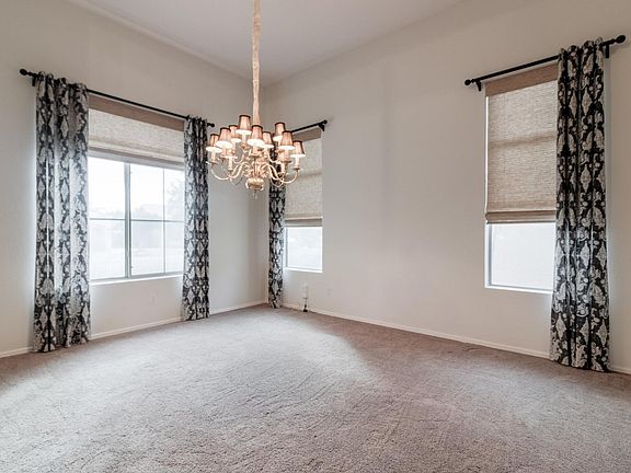 4th image of 1816 W Canary Way