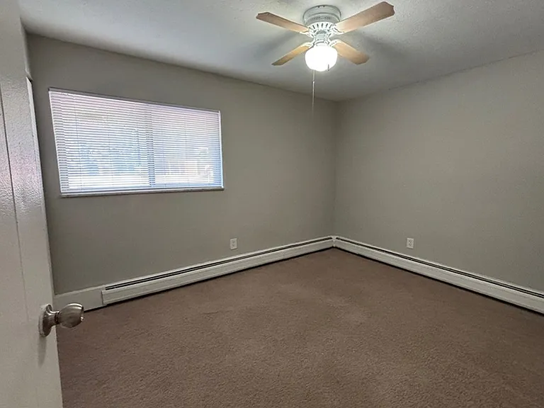 550 Lowell Ave — Photo 31