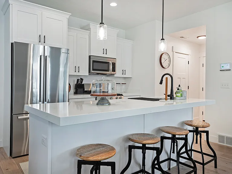3963 S Mill Farm Ln — Photo 8