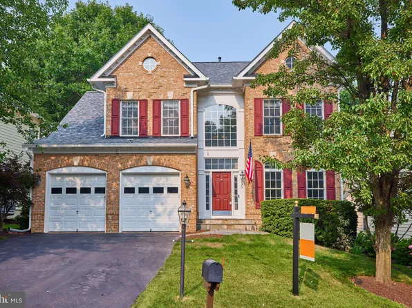 4335 Chancery Park Dr, Fairfax, VA 22030