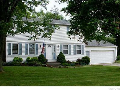 51 Sudbury Ln, Williamsville, NY, 14221
