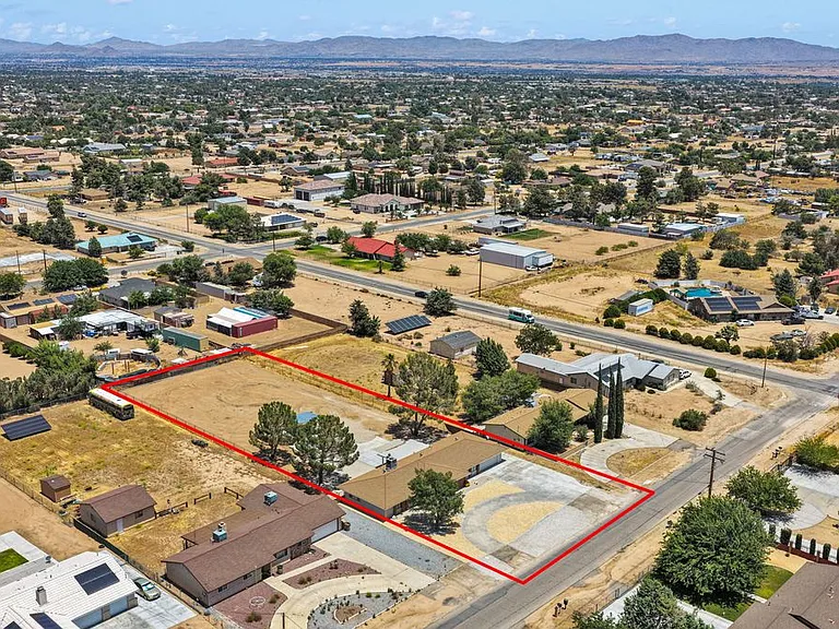 15262 El Centro Rd — Photo 50