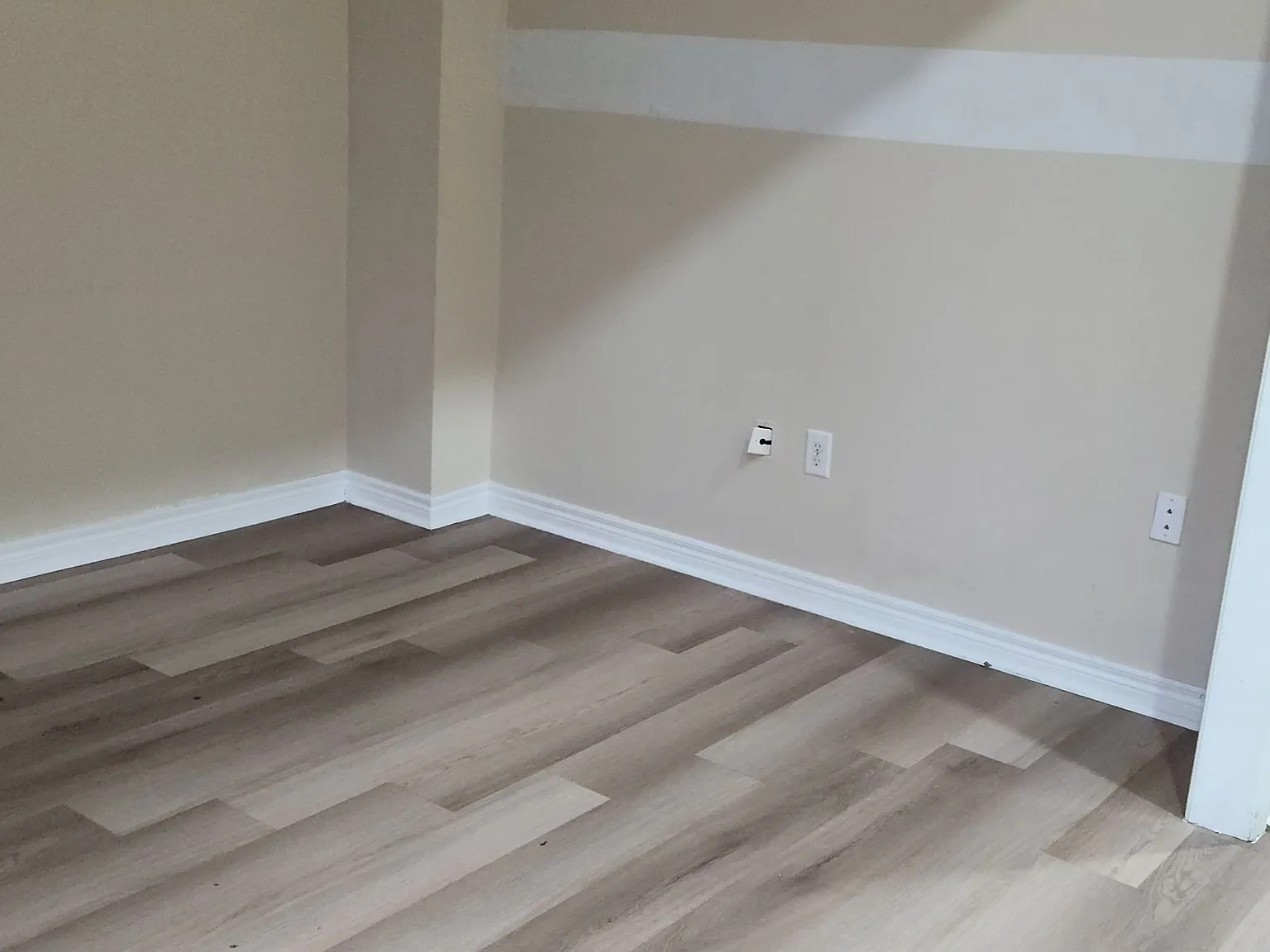4 bed, $2,850 — Photo 2